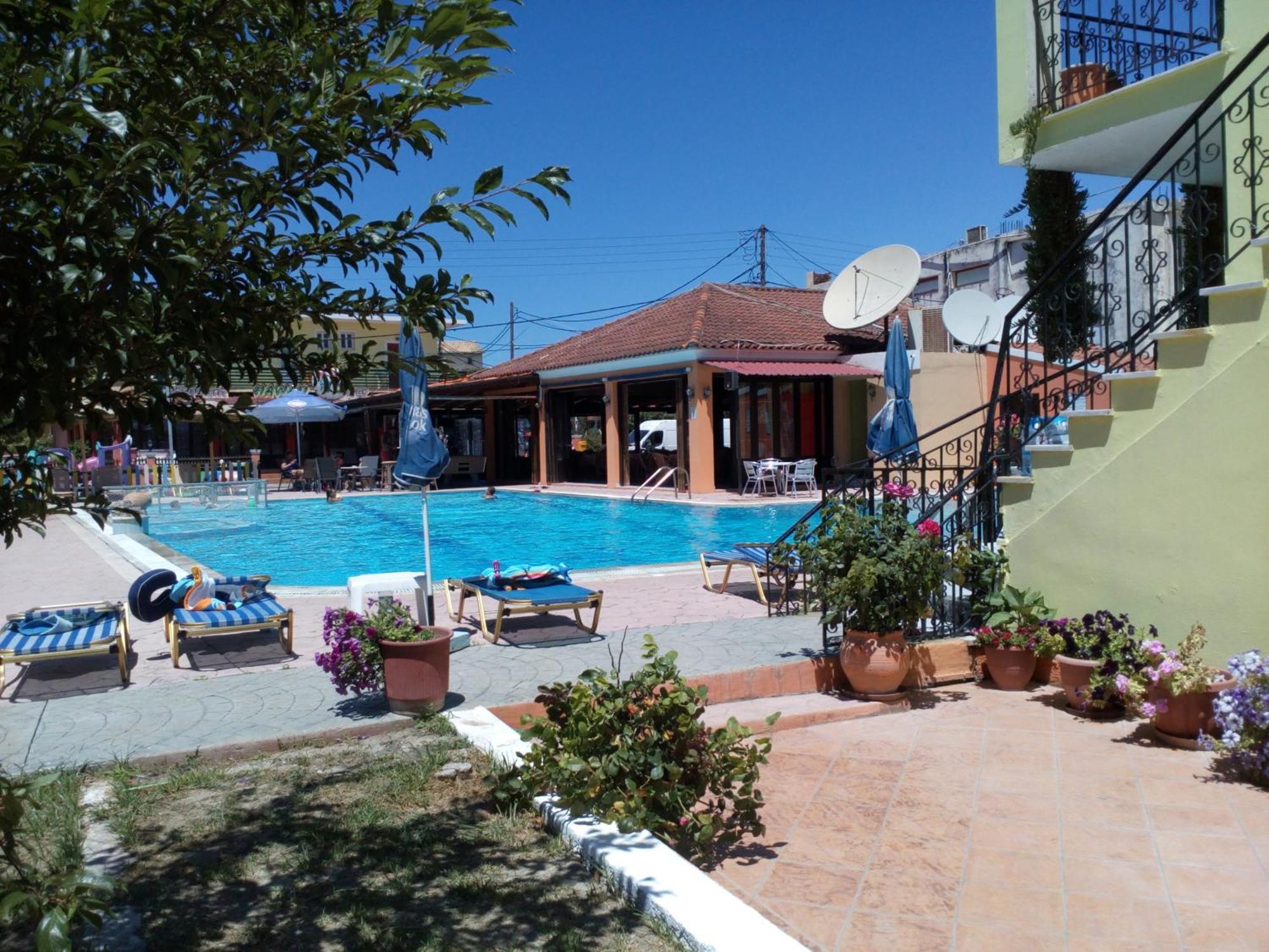 Amadeus Hawaii Apartments & Studios Σιδάρι Εξωτερικό φωτογραφία